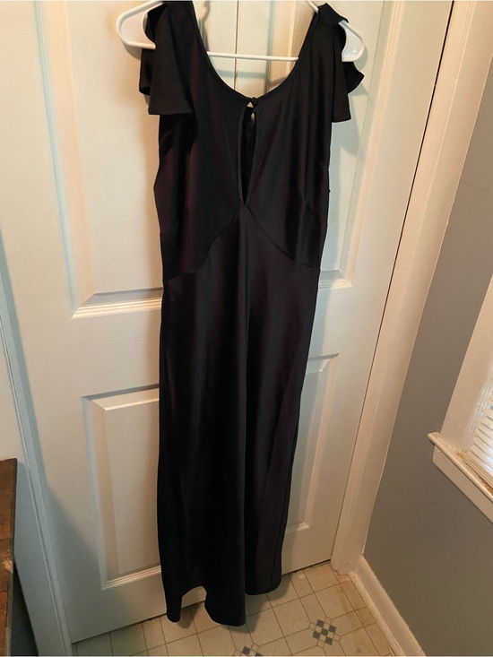 Old Navy Dresses & Skirts - Old Navy Black Occasion Dress with Scoop Neck